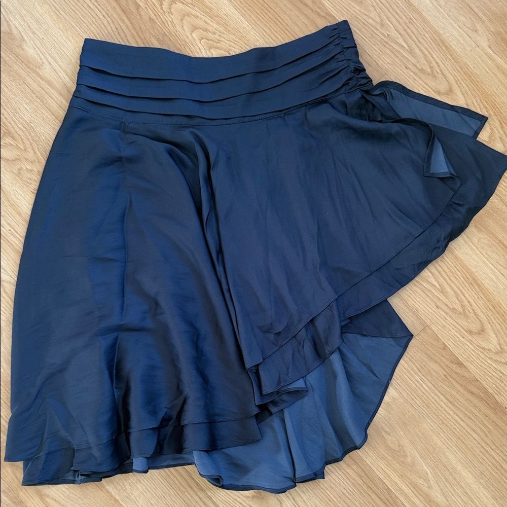 NWT Lioness Navy Blue Skirt Asymmetrical Legacy Midi Small cocktail party - Picture 8 of 8
